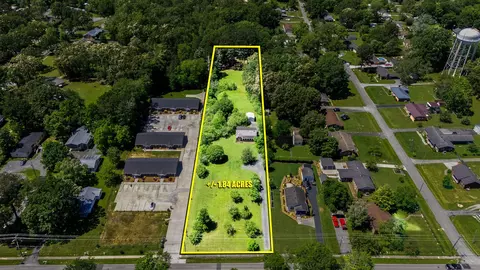 1006 W Lincoln St, Tullahoma, TN 37388
