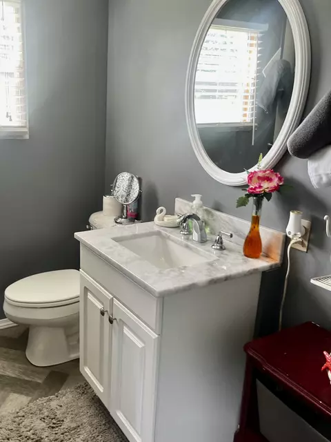 Bath - 3111 Old New Cut Rd, Springfield, TN 37172 photo 1 of 1