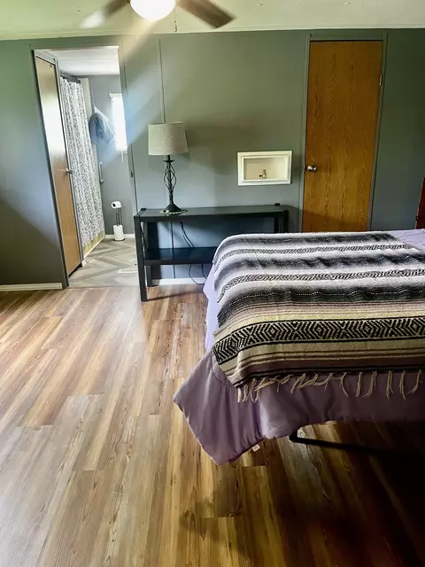 Bedroom - 3111 Old New Cut Rd, Springfield, TN 37172 photo 2 of 3