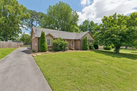 4749 Kennysaw Dr, Old Hickory, TN 37138