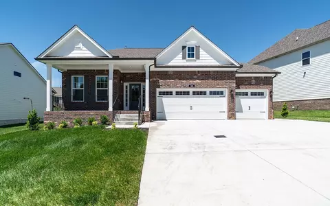 165 John T Alexander Blvd, Hendersonville, TN 37075