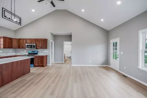 15521 Old Kentucky Rd, Walling, TN 38587 photo 8