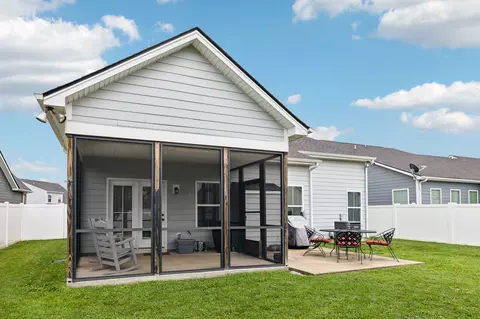 Exterior - 2812 Kellner Dr, Murfreesboro, TN 37128 photo 8 of 11