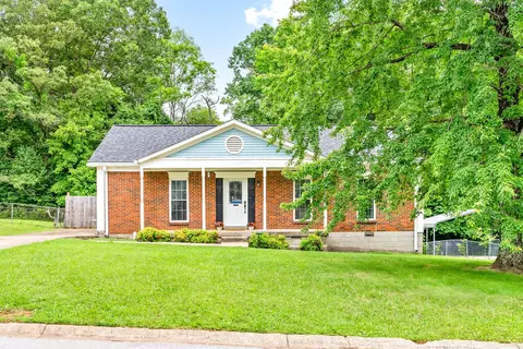517 Ginkgo Dr, Clarksville, TN 37042