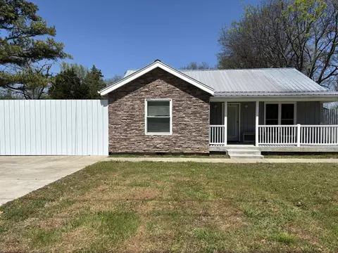 411 Hill St #A, Lebanon, TN 37087