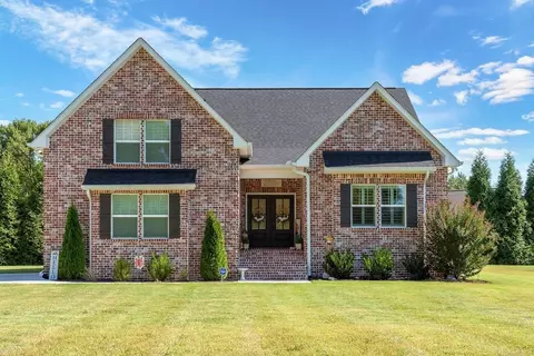 1055 Magnolia Springs Rd # B, Portland, TN 37148