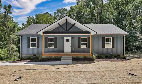 311 Conger St, Cumberland City, TN 37050