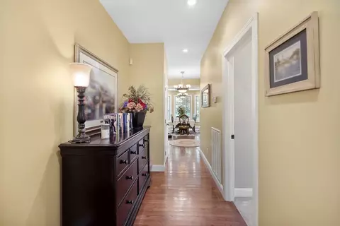 Entry Way - 565 Eagle Loop, Loretto, TN 38469 photo 4 of 4
