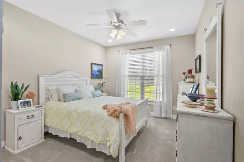 Bedroom - 565 Eagle Loop, Loretto, TN 38469 photo 3 of 7