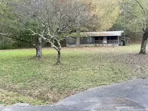 502 Hamilton Dr, Chickamauga, GA 30707