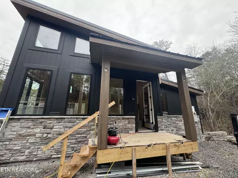 3423 Lillie Blvd, Sevierville, TN 37876