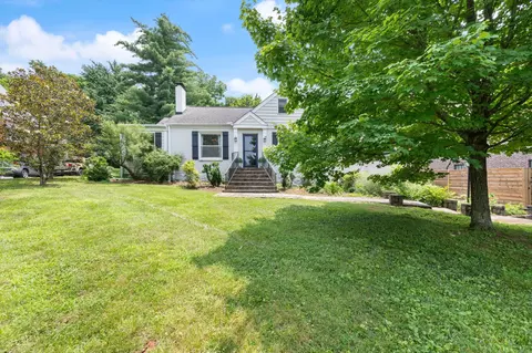 2907 Compton Rd, Nashville, TN 37215