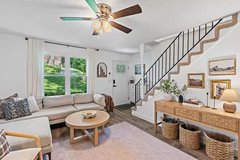 706 Seven Mile Ct, Nashville, TN 37211
