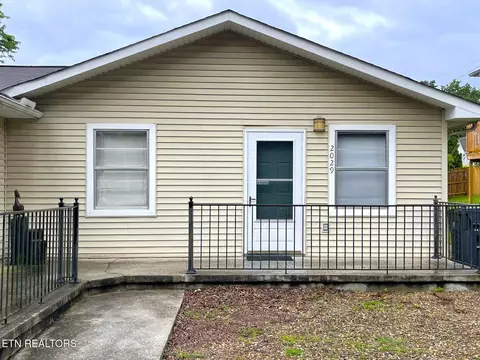 2029 Countryhill Ln, Knoxville, TN 37923
