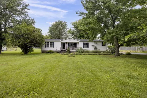 5661 Dixon Rd, Cross Plains, TN 37049