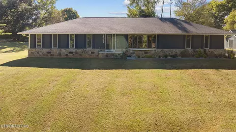 113 Woodmont Dr, Maryville, TN 37804