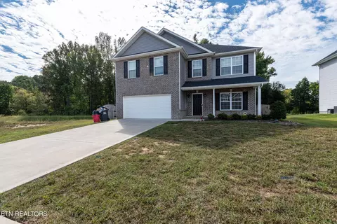 3126 Dominion Dr, Maryville, TN 37803