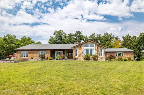 2485 Maples Branch Rd, Sevierville, TN 37876