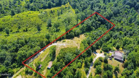 7336 Garland Rd, Maryville, TN 37801