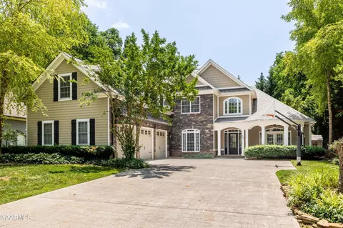 6626 Cherry Dr, Knoxville, TN 37919