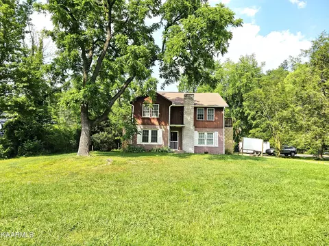4269 Huskey St, Pigeon Forge, TN 37863