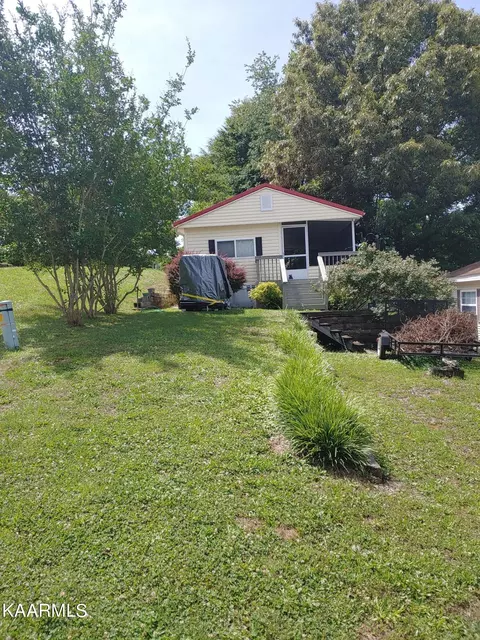 814 Peacock Ridge Dr, Townsend, TN 37882