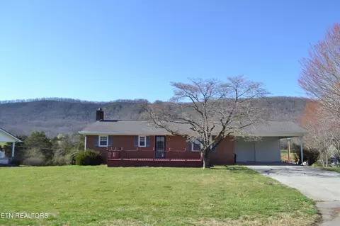 360 Sharp Acres Rd, Jacksboro, TN 37757
