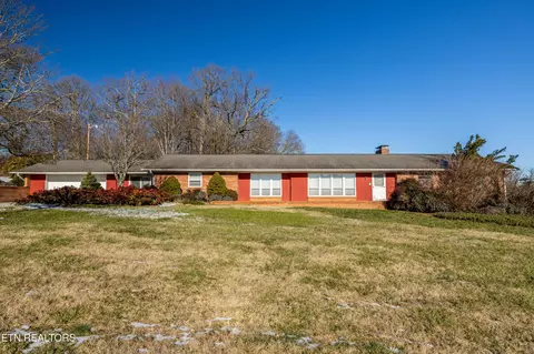 3625 Old Niles Ferry Rd, Maryville, TN 37801