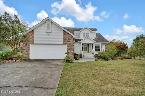 118 Florence Cir, Dandridge, TN 37725