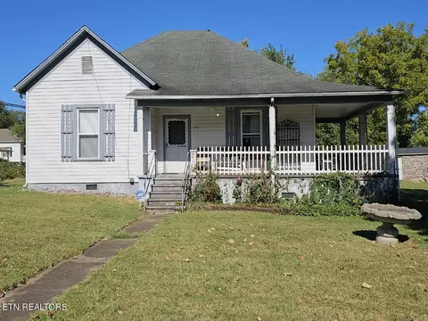 1401 E Harper Ave, Maryville, TN 37804