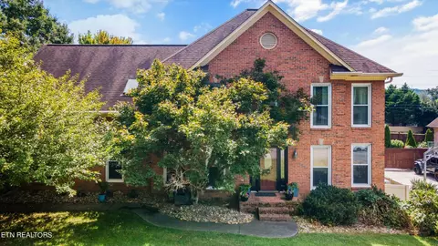 9800 Kristi Dr, Knoxville, TN 37922