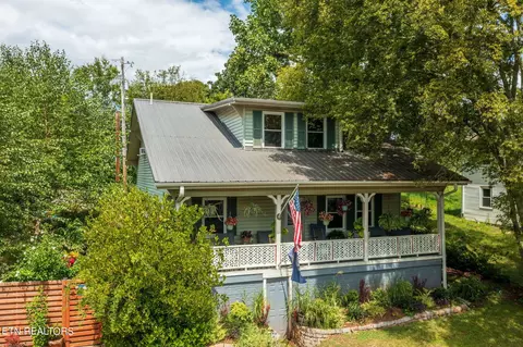 971 Maple St, Alcoa, TN 37701