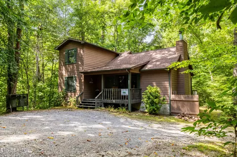 525 Reeds Way, Townsend, TN 37882