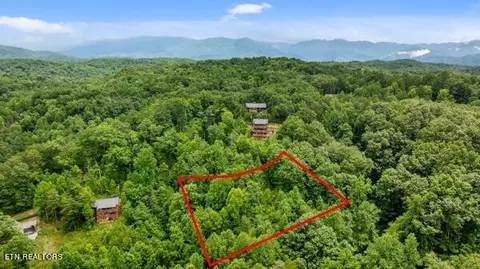 14 Tekoa Mountain Way, Sevierville, TN 37876