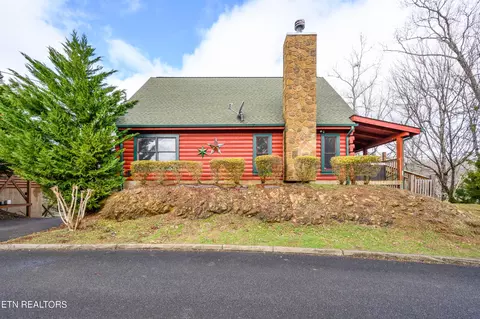 2161 Wingspan Dr, Sevierville, TN 37876