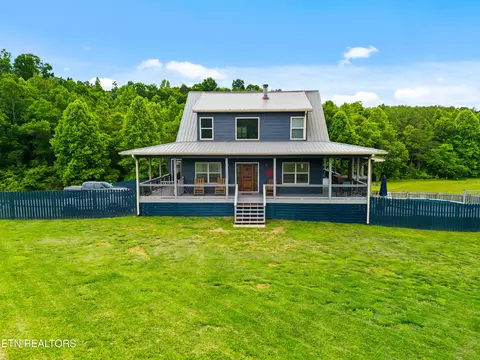 106 Cagle Rd, Tellico Plains, TN 37385