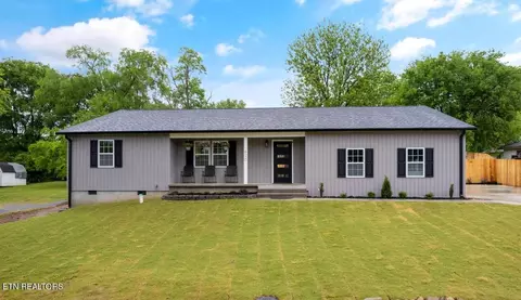 620 Martin St, Maryville, TN 37804