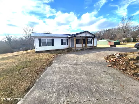 6632 Crye Rd, Maryville, TN 37801