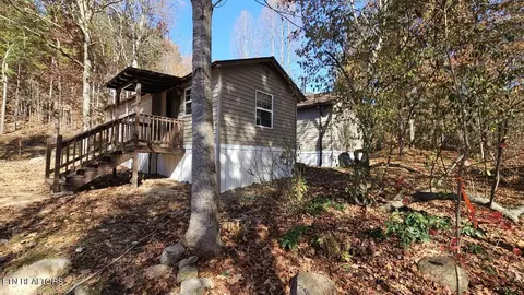 5908 Happy Valley Rd, Tallassee, TN 37878