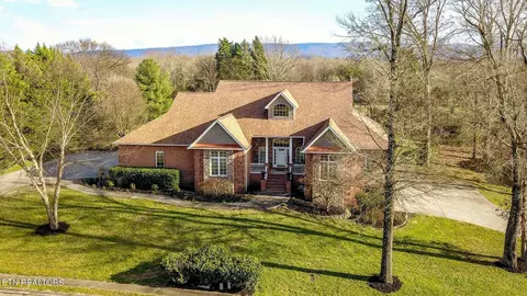 2618 Penn Marydell Way, Maryville, TN 37803