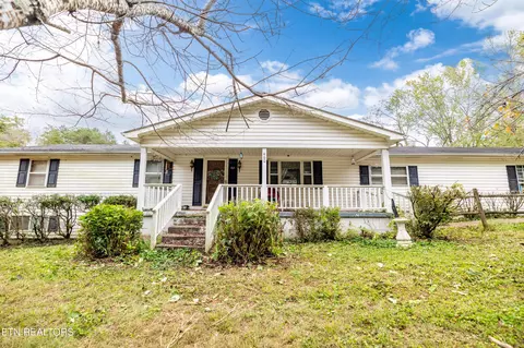 460 Long Hollow Rd, Maryville, TN 37801