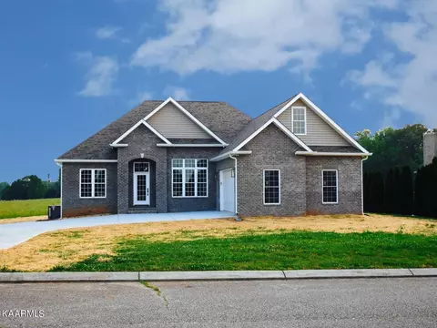 300 Pond View Dr, Kingston, TN 37763