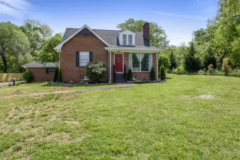 690 N Wright Rd, Alcoa, TN 37701 photo 2