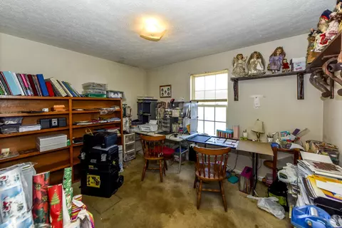 155 Pleasant View Loop, Clinton, TN 37716 photo 12