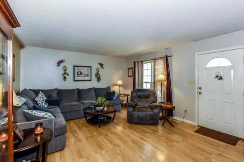 155 Pleasant View Loop, Clinton, TN 37716 photo 4