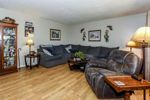 155 Pleasant View Loop, Clinton, TN 37716 photo 6