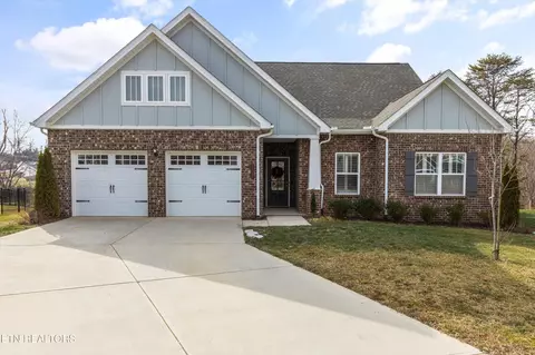 11030 Glory Maple Ln, Knoxville, TN 37932