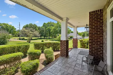 2203 Oakleaf Ct, Franklin, TN 37064 photo 5