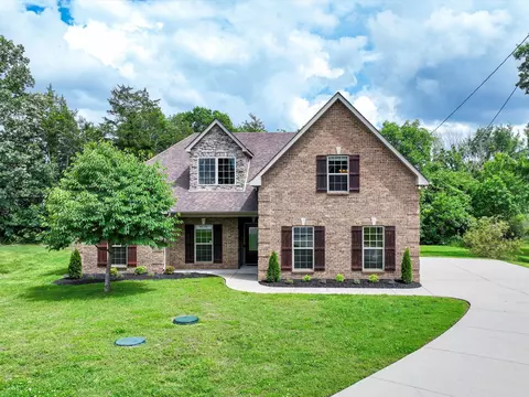 1116 Rivercrest Dr, Murfreesboro, TN 37129