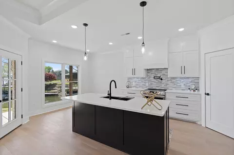 Kitchen - 199 Beach Rd N, Killen, AL 35645 photo 1 of 6